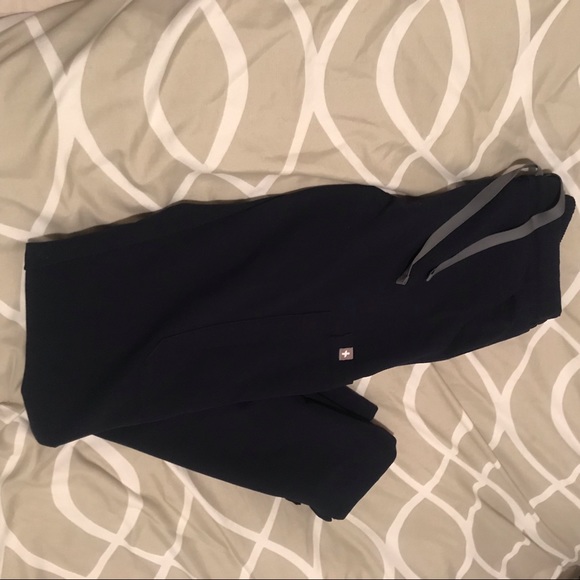 Figs Scrub Set (Navy Blue) - Picture 3 of 6